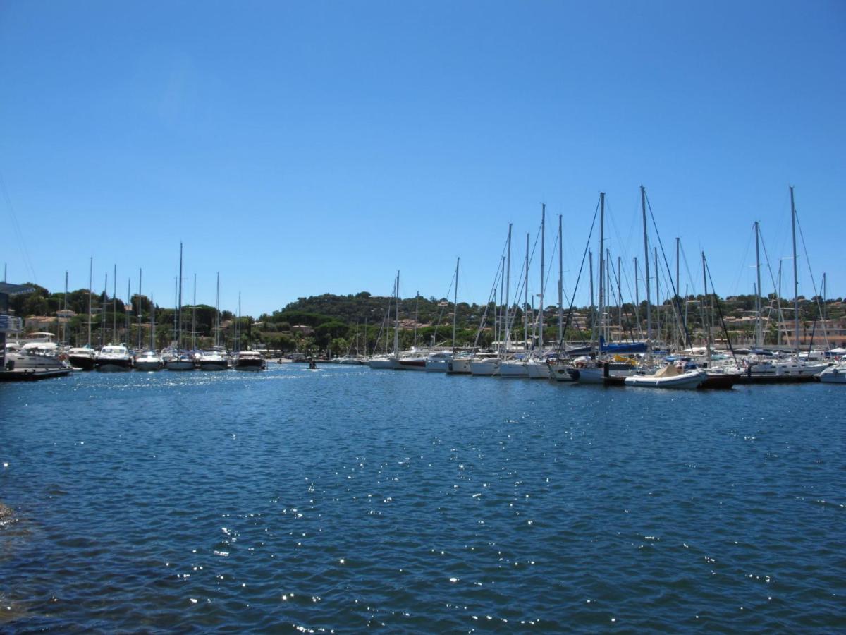Holiday Home Les Terrasses De L'Eau Blanche-4 By Interhome Cavalaire-sur-Mer Exterior foto